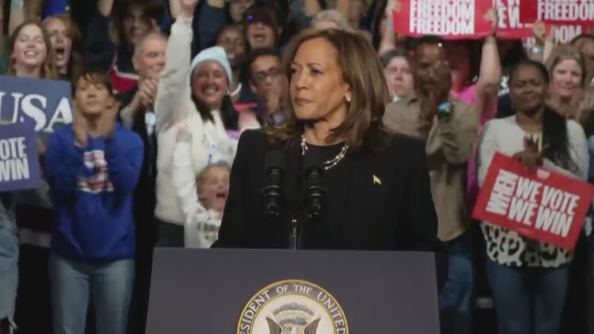 Harris, Trump make final pitch to Latino voters after Trump MSG rally ...