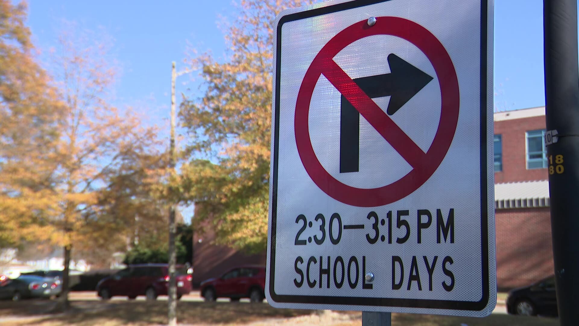 New sign helps mitigate Norfolk school traffic – WAVY.com